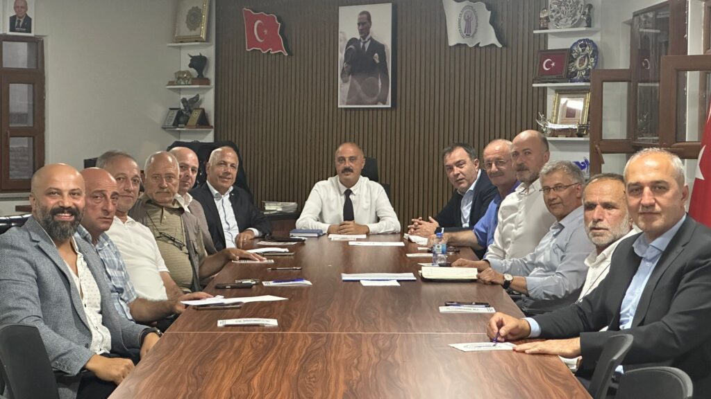 Artvin STK’lar Birliği 2. Toplantısını Gerçekleştirdi: TIR Parkı ve Trafik Sorunları Masaya Yatırıldı