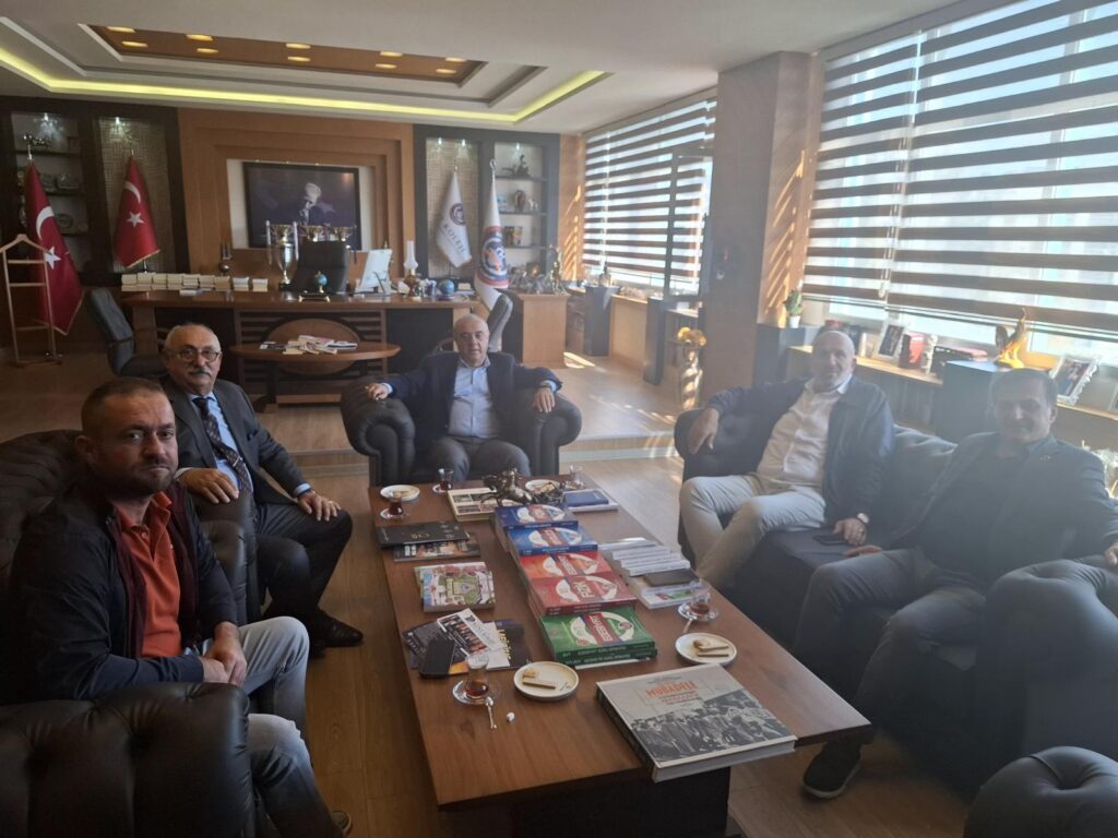 TÜRKİYE MUHTARLAR KONFEDERASYONU KARADENİZ İÇİN SAHAYA Mİ İNİYOR.