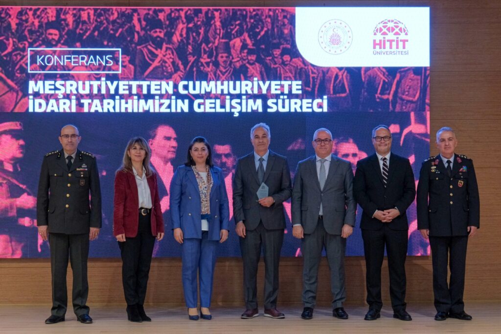“Meşrutiyet’ten Cumhuriyet’e İdari Tarihimizin Gelişim Süreci” konferansı düzenlendi