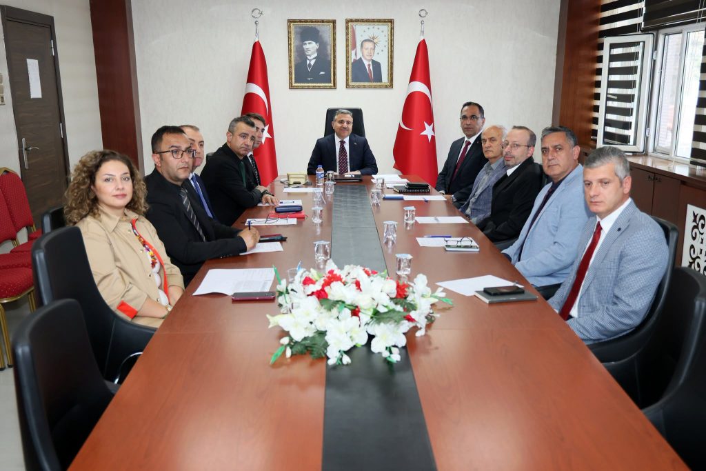 Valimiz Cevdet Atay İl Toprak Koruma Kurulu Toplantısına Başkanlık Etti