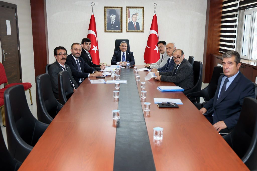 Valimiz Cevdet Atay İl Özel İdaresi Koordinasyon Toplantısına Başkanlık Etti