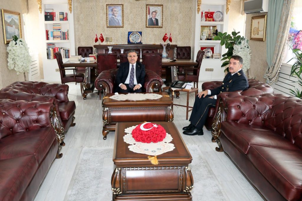 Valimiz Cevdet Atay İl Emniyet Müdürü Mehmet Yüksel’i Kabul Etti