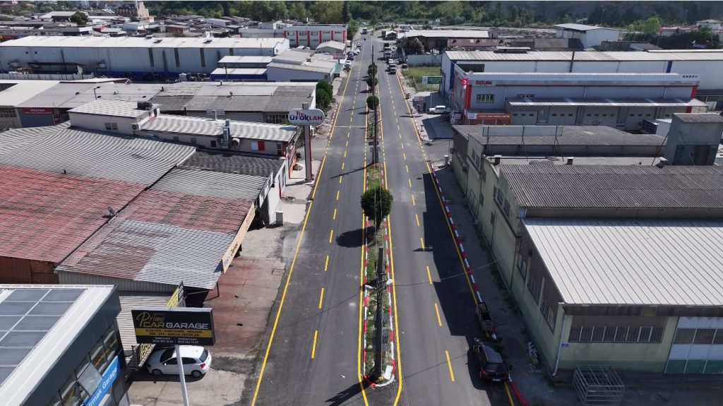 SANAYİ SİTESİ’NDE İKİNCİ ETAP ASFALT ÇALIŞMALARI TAMAMLANDI