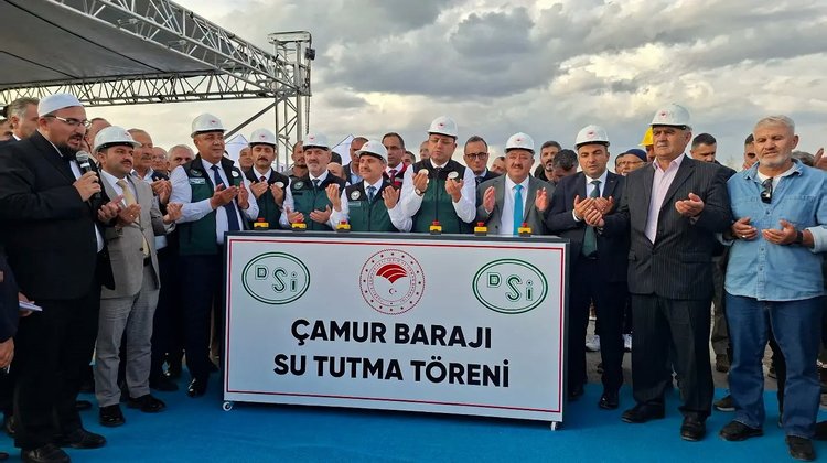 BAŞKANIMIZ, ÇAMUR BARAJI SU TUTMA TÖRENİ’NE KATILDI