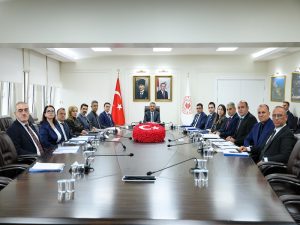 Vali Osman Hacıbektaşoğlu Başkanlığında, “Vakıf Performans Karneleri” Kapsamında Değerlendirme Toplantısı Gerçekleştirildi