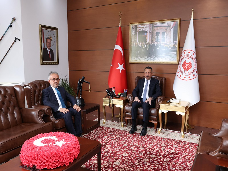 Vali Osman Hacıbektaşoğlu, İl Müftülüğü Görevine Atanan Bayram Danacı’yı Kabul Etti