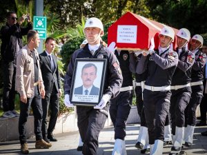 Vefat Eden Vali Yardımcımız Muammer Balcı İçin Valilik Önünde Tören Düzenlendi