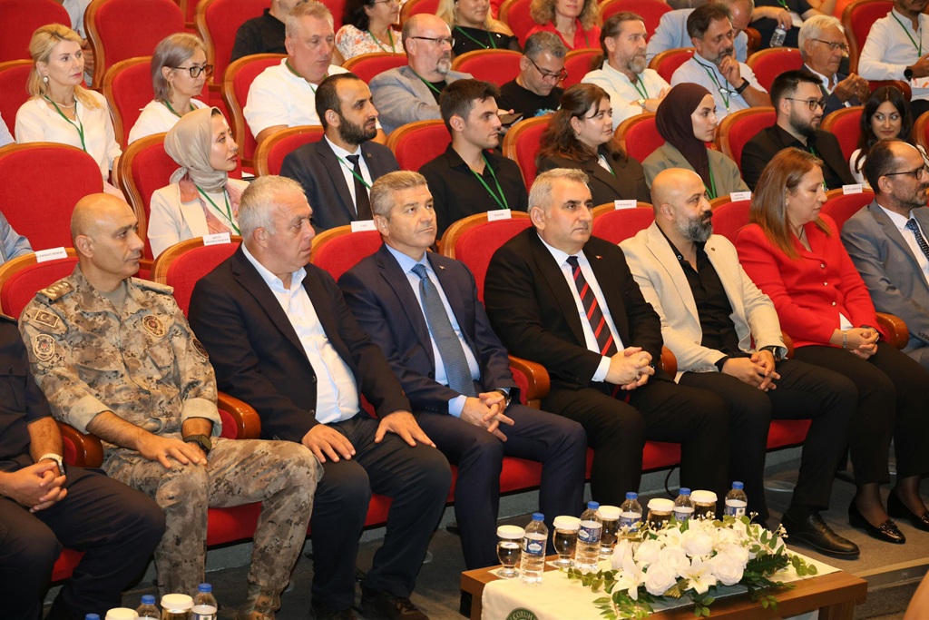 “Güçlü Coğrafya Eğitimi, Güçlü Gelecek” Temalı 8. Uluslararası Coğrafya Eğitimi Kongresi, Artvin Çoruh Üniversitesi Ev Sahipliğinde Gerçekleştirildi