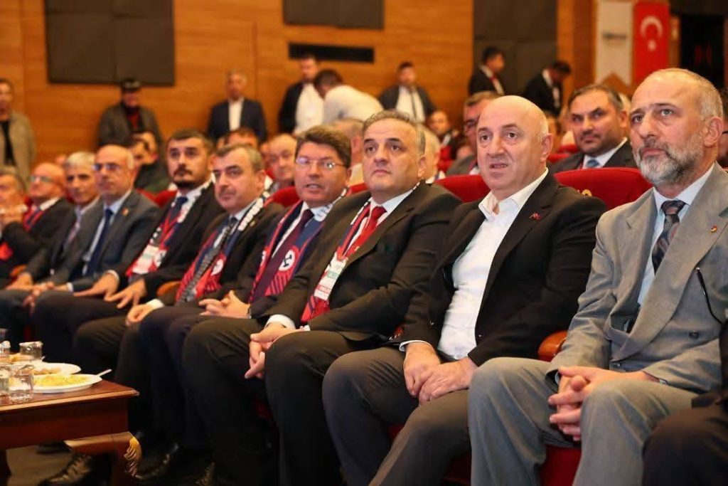 ZTSO YÖNETİM KURULU BAŞKANI METİN DEMİR ZONDEF GENEL KURULU’NDA HEMŞEHRİLERİYLE BİR ARAYA GELDİ.