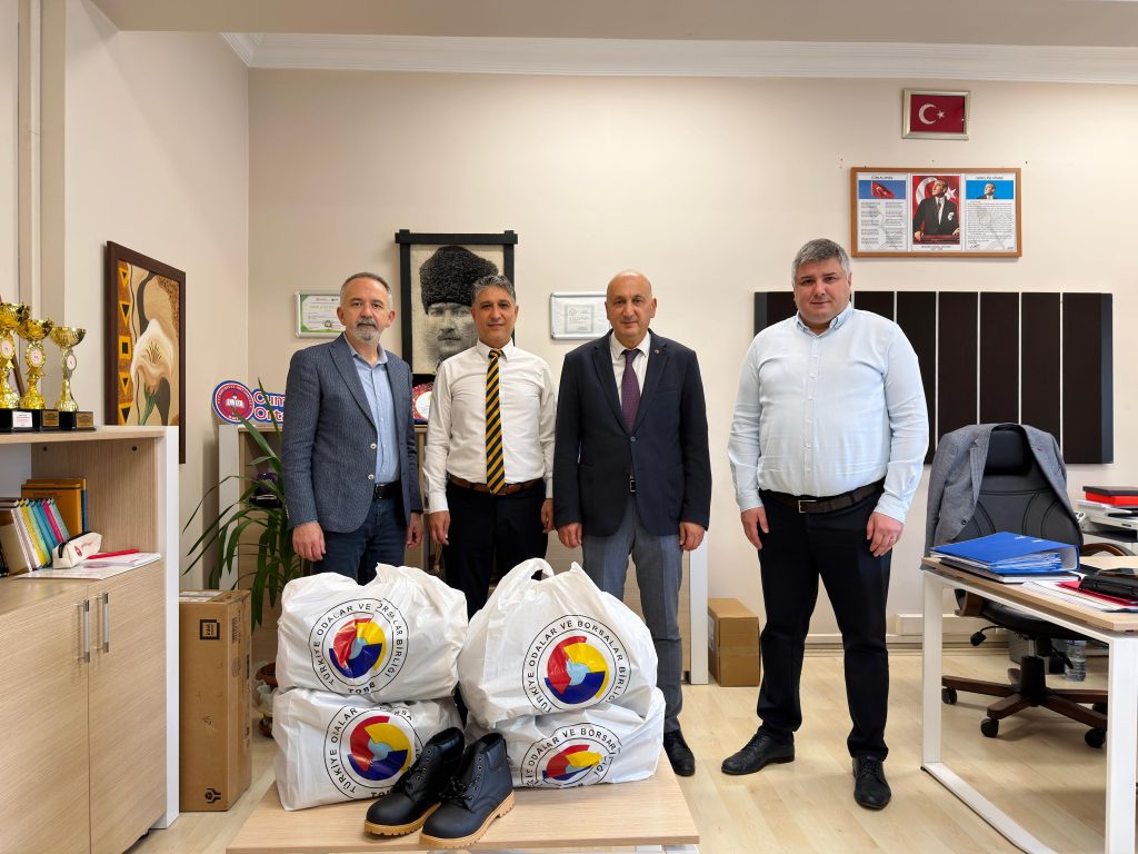Bartın TSO’dan 510 Öğrenciye Kışlık Bot Desteği