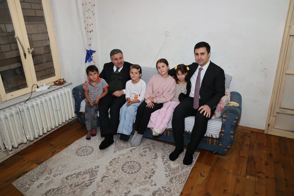 Valimiz Cevdet Atay’dan Hane Ziyaretleri