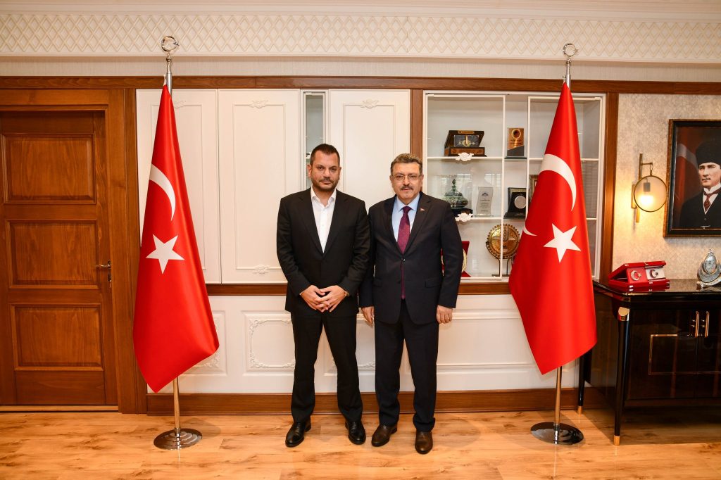 BAŞKAN GENÇ’TEN ERTUĞRUL DOĞAN’A DESTEK
