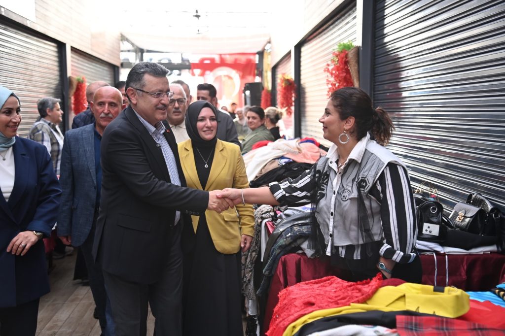 BAŞKAN GENÇ: KULLANILMAYAN ÜRÜNLERİ YENİDEN EKONOMİYE KAZANDIRIYORUZ