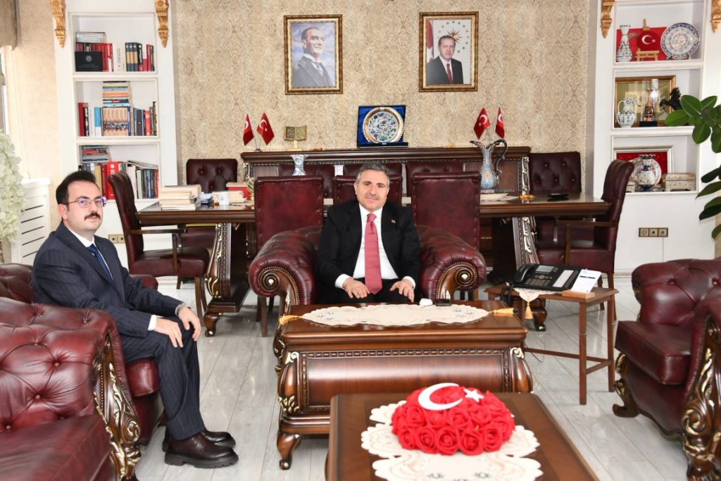 Valimiz Cevdet Atay 115. Dönem Kaymakam Adayı Mustafa Saygın Salimoğlu’nu Kabul Etti