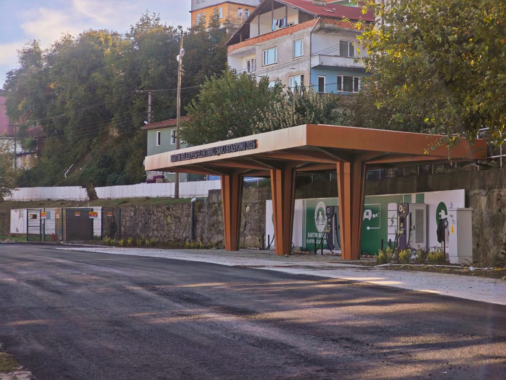ŞARJ İSTASYONU PROJEMİZDE SONA YAKLAŞTIK