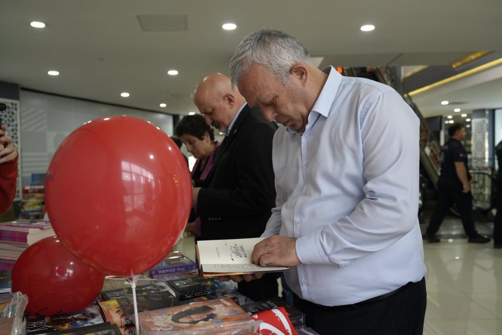 4. ARTVİN KİTAP GÜNLERİ KAPILARINI AÇTI
