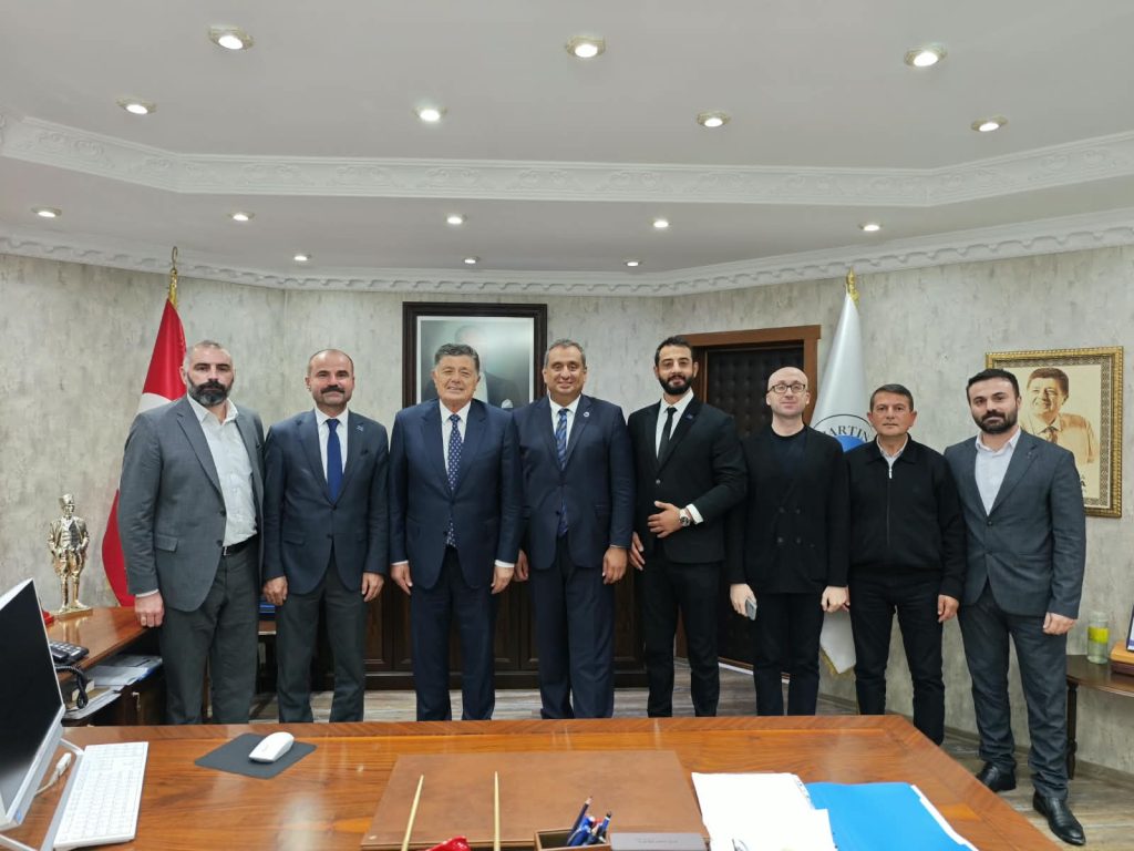 ANAHTAR PARTİ’DEN BAŞKAN YALÇINKAYA’YA ZİYARET