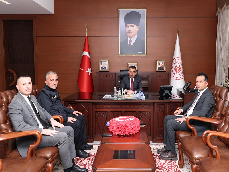 Vali Osman Hacıbektaşoğlu, Vali Yardımcısı Mutlu Almalı ve Beraberindeki Heyeti Kabul Etti