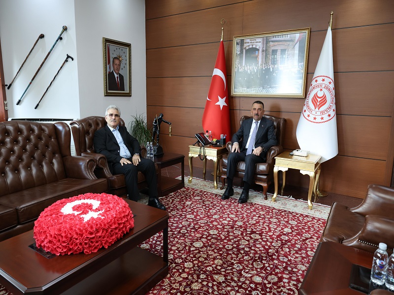 Vali Osman Hacıbektaşoğlu, İş İnsanı Ahmet Kar’ı Kabul Etti