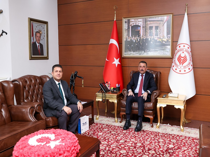 Vali Osman Hacıbektaşoğlu, TCDD 2.Bölge Müdürü Ahmet Sabancı’yı Kabul Etti