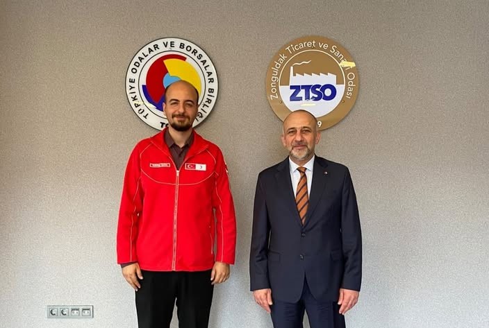 TÜRK KIZILAY KAN BAĞIŞ MERKEZİNDEN BAŞKAN DEMİR’E ZİYARET
